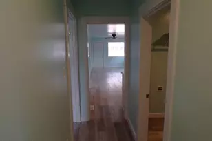 107 S 10th St, Wilmington, NC 28401 - Photo 12