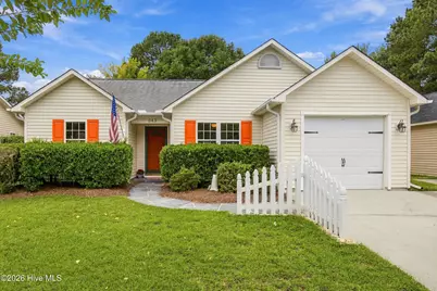 643 Lanvale Hills Circle, Leland, NC 28451 - Photo 2