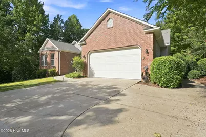 30 Lake View Drive E, Pinehurst, NC 28374 - Photo 16