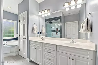 30 Lake View Drive E, Pinehurst, NC 28374 - Photo 8