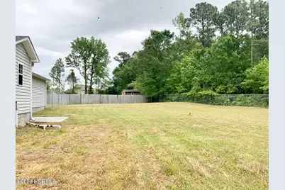 110 Littleleaf Court, Jacksonville, NC 28540 - Photo 6