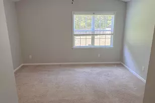 4011 W.T. Whitehead Dr, Jacksonville, NC 28546 - Photo 8