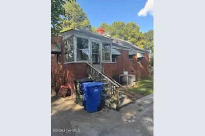 615 Fairfax Avenue NE, Wilson, NC 27893 - Photo 10