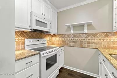 814 River Hill Drive, Greenville, NC 27858 - Photo 12