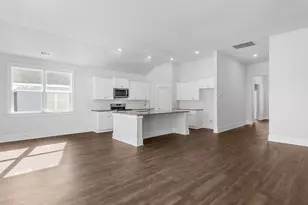2008 Willowleaf Dr, Leland, NC 28451 - Photo 4