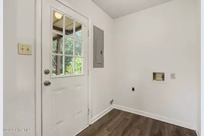 105 Lake Hurst Drive, Dudley, NC 28333 - Photo 4