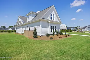7326 Foxbriar Dr, Leland, NC 28451 - Photo 6