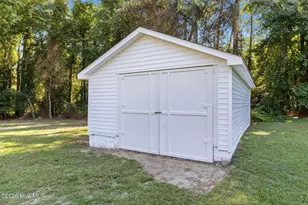 315 Hines St, Snow Hill, NC 28580 - Photo 16