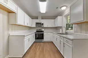 315 Hines St, Snow Hill, NC 28580 - Photo 4