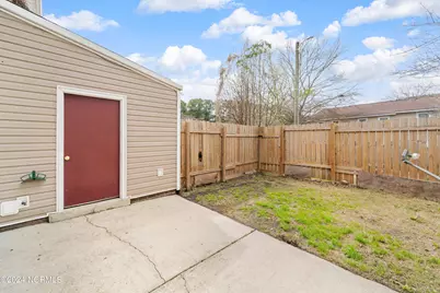123 Palace Circle, Jacksonville, NC 28546 - Photo 14