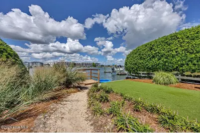 21 W Henderson Street #A&B, Wrightsville Beach, NC 28480 - Photo 30