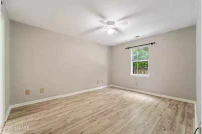 3043 Foxhorn Road, Jacksonville, NC 28546 - Photo 10
