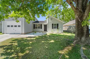 3043 Foxhorn Rd, Jacksonville, NC 28546 - Photo 1