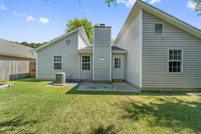 3043 Foxhorn Road, Jacksonville, NC 28546 - Photo 16