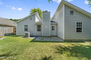 3043 Foxhorn Rd, Jacksonville, NC 28546 - Photo 16