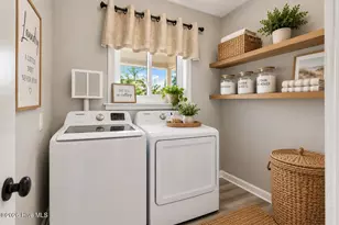 315 Holly Ln, Newport, NC 28570 - Photo 26