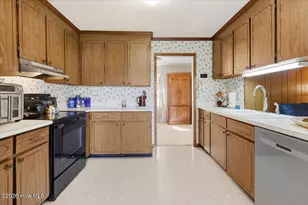 1208 Muriel St, Goldsboro, NC 27534 - Photo 8