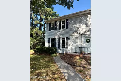2251 Nash Place N, Wilson, NC 27896 - Photo 2