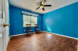 412 S Walnut St, Princeton, NC 27569 - Photo 4