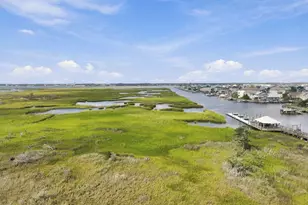 602 W Fort Macon Rd, Atlantic Beach, NC 28512 - Photo 26