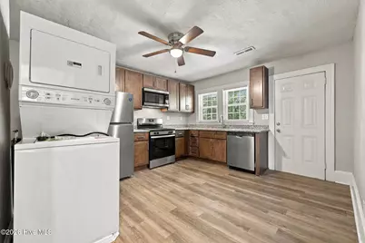 1002 W 6th Street #A, Greenville, NC 27834 - Photo 10