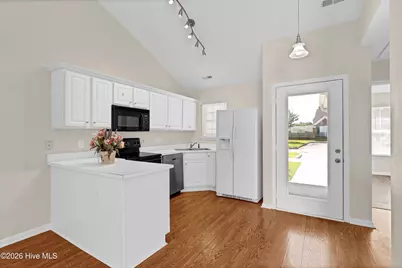 3011 Lauren Place Drive #Apt 103, Wilmington, NC 28405 - Photo 6