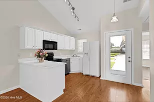 3011 Lauren Pl Dr, Wilmington, NC 28405 - Photo 6