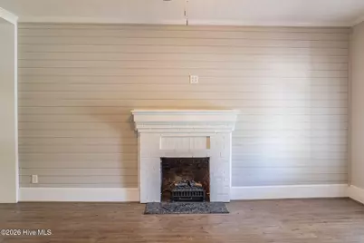 304 W King Street, Elizabethtown, NC 28337 - Photo 12