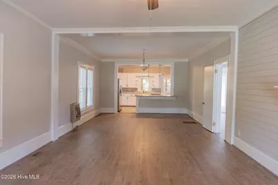 304 W King Street, Elizabethtown, NC 28337 - Photo 10