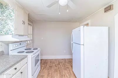 909 E 4th Street, Goldsboro, NC 27534 - Photo 8