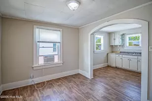 909 E 4th St, Goldsboro, NC 27534 - Photo 2