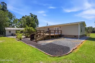223 Blue Top Rd, Jacksonville, NC 28540 - Photo 38