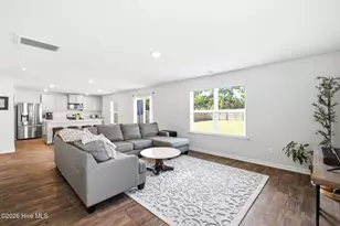 8328 E Highcroft Dr NE, Leland, NC 28451 - Photo 10
