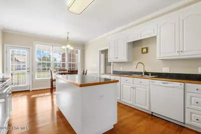 207 Kingston Circle, Goldsboro, NC 27530 - Photo 14