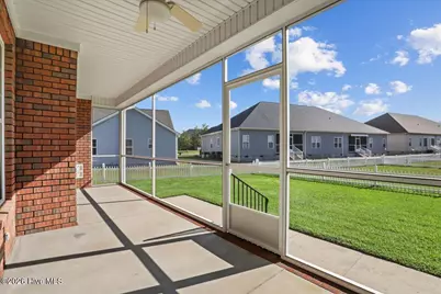 207 Kingston Circle, Goldsboro, NC 27530 - Photo 4