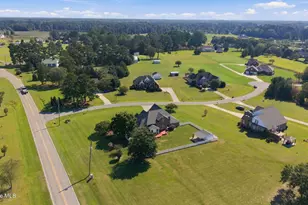 1308 Steeplechase Dr, Grimesland, NC 27837 - Photo 8