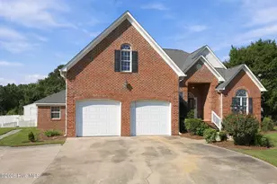 1308 Steeplechase Dr, Grimesland, NC 27837 - Photo 4