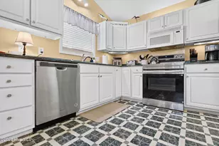 1650 Frink St SW, Ocean Isle Beach, NC 28469 - Photo 10