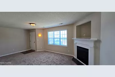 1205 Cross Creek Circle #B-4, Greenville, NC 27834 - Photo 4