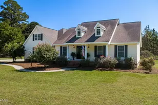 727 Mt Olive Rd, Bladenboro, NC 28320 - Photo 2