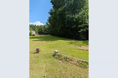 192 E Fisher Avenue, New Bern, NC 28560 - Photo 4