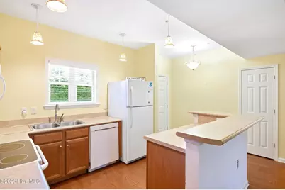 4134 Vanessa Drive SE #Unit 4, Southport, NC 28461 - Photo 6