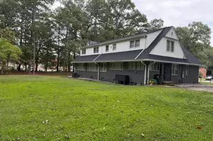 1408 Parker Ln, Henderson, NC 27536 - Photo 2