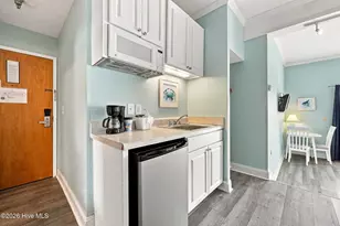 602 W Fort Macon Rd, Atlantic Beach, NC 28512 - Photo 16