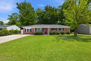 209 Ramsey Dr, Jacksonville, NC 28540 - Photo 2