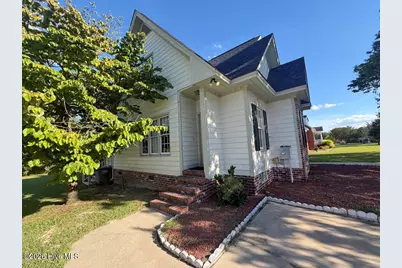 1733 Sparrow Hawk Lane, Rocky Mount, NC 27804 - Photo 4