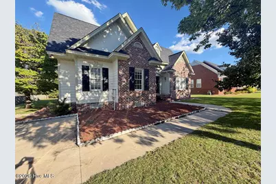 1733 Sparrow Hawk Lane, Rocky Mount, NC 27804 - Photo 2