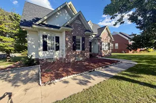 1733 Sparrow Hawk Ln, Rocky Mount, NC 27804 - Photo 2