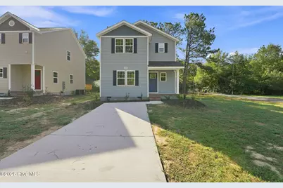 595 S Glover Street, Southern Pines, NC 28387 - Photo 2