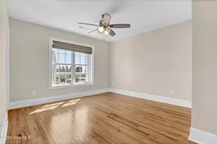 818 N New River Dr, Surf City, NC 28445 - Photo 14